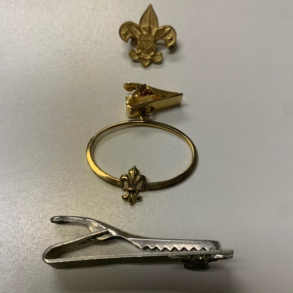 Boy Scout of America Pin set ( 3 piece ) - Picture 7 of 7